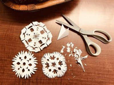 Creative Snowflake Crafts for Kids: Winter Arts and Craft Ideas - A Little  Pinch of Perfect